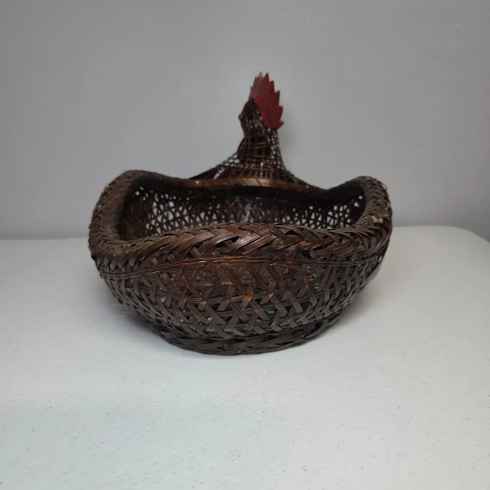 Chicken‎ Rooster Basket Wicker 14 Inch Farmhouse Decor Brown Red Cottagecore